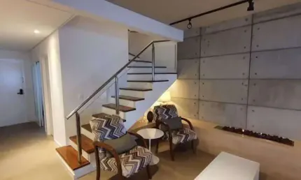 Casa com 4 dormitórios à venda, 260 m² por R$ 3.086.000 - Tamboré - Santana de P