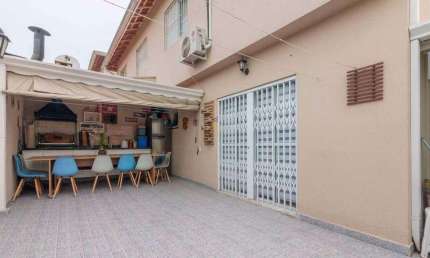 Casa com 3 dormitórios à venda, 130 m² por R$ 850.000 - Parque Viana - Barueri/S