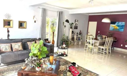 Casa com 3 dormitórios à venda, 290 m² por R$ 1.450.000 - Suru - Santana de Parn
