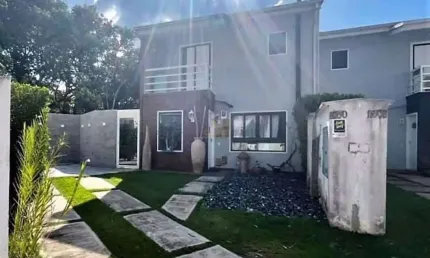 Sobrado com 3 dormitórios à venda, 147 m² por R$ 1.200.000 - Bosque do Vianna -