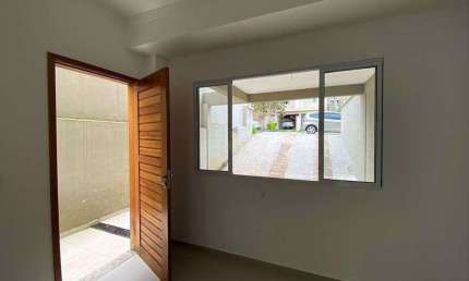 Sobrado com 3 dormitórios à venda, 119 m² por R$ 670.000 - Jardim Rio das Pedras