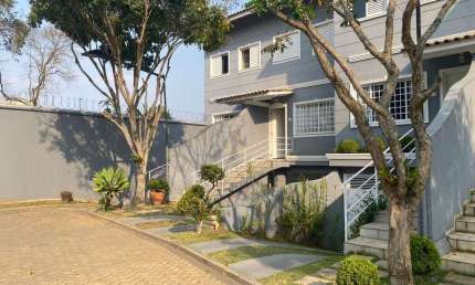 Morada dos Ipês - Casa com 145m², 3 Dorms (2 Suítes), 3 Vagas e Muito Lazer em J