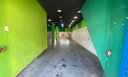 Galpão para alugar, 110 m² por R$ 4.800/mês - Jardim Silveira - Barueri/SP  Cont
