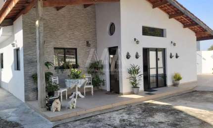Casa para Venda em Sorocaba, Jardim Europa, 3 dormitórios, 1 suíte, 5 banheiros, 4 vagas
