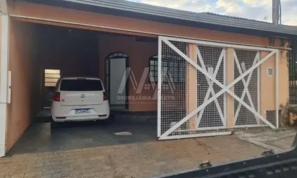 Casa para Venda em Sorocaba, Wanel Ville, 2 dormitórios, 2 banheiros, 3 vagas