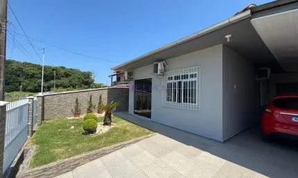 Casa com 3 quartos à venda na Rua Alentejo, Forquilhas, São José