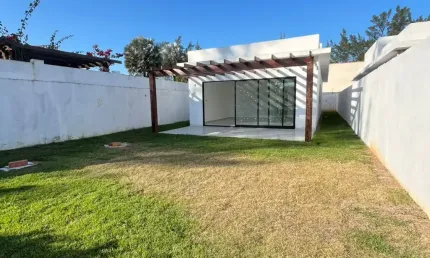Casa de Condomínio em Orla 500 (Tamoios)  -  Cabo Frio