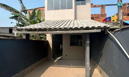 Casa com 2 quartos à venda na Rua Orlando Bragança, 320, Unamar, Cabo Frio