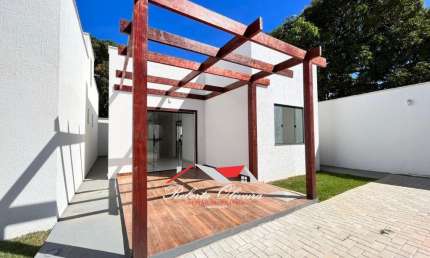CASA MODERNA EM CONDOMÍNIO COMPLETO – CONSTRUÇÃO NOVA E ACABAMENTOS DE ALTO PADRÃO!