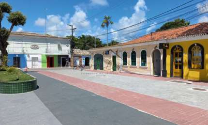 Prédio comercial em Arraial D'ajuda  -  Porto Seguro