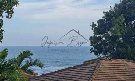 Casa com 4 Dorm. em Arraial D'ajuda  -  Porto Seguro