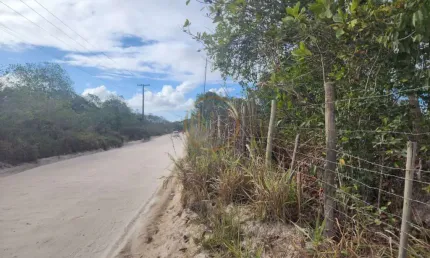 Lote/Terreno em Estrada de Trancoso - Porto Seguro: Venda e Locação por R$400.000