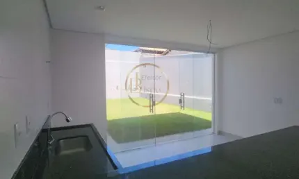 Casa 03 Dorm. em Village 2, Porto Seguro - 150m², 3 Quartos, 1 Suíte, 2 Banheiros - Venda por R$1.050.000