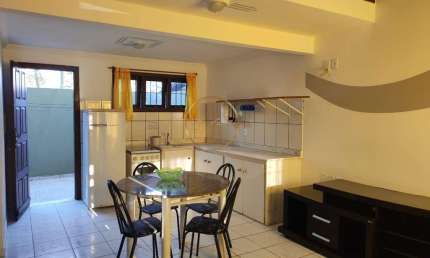 Venda e Locação: Apartamento 1 Dorm. em Taperapuan - R$ 380k