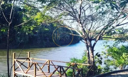 Casa à Venda em Coroa Vermelha: 3 Dorms, 100m² por R$600k