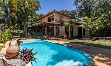 Casa 2 Dormitórios em Arraial D'Ajuda - Aluguel por R$9.000