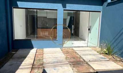 Casa à Venda em Porto Seguro: 2 Dorms, Suíte, 70m², R$280mil