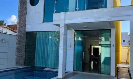 Casa à Venda em Taperapuã, Porto Seguro: 4 Suítes, 226m²