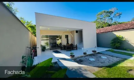 Casa à Venda em Village II, Porto Seguro: 2 Suítes, 170m², R$750mil