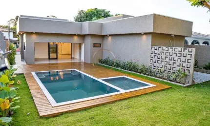Casa à Venda em Villa Padova, Porto Seguro: 3 Suítes, 200m²