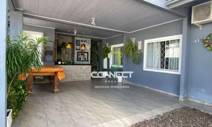 Casa com 3 dormitórios à venda, 160 m² por R$ 650.000,00 - Cidade Nova - Itajaí/SC
