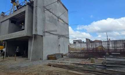 Mundi Rooftop: Casas modernas em condomínio fechado com lazer completo!
