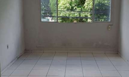 VENDE CASA ALTOS ESTILO APARTAMENTO NO UMARIZAL – BELÉM/PA