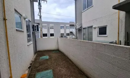 Vivendas do Rio Aluga apartamento com quintal R$ 1.500,00