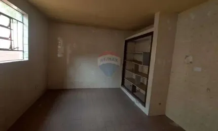 Casa Antiga com Potencial em Mauá - Para Investidores!