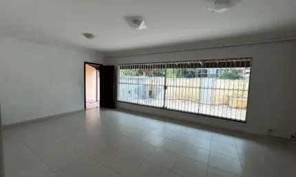 Sobrado para fins comerciais de 4 quartos na vila bocaina'
