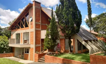 Casa com 4 quartos à venda na Rua Theodoro Makiolka, Barreirinha, Curitiba, 247 m2 por R$ 2.600.000
