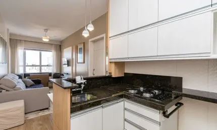 Apartamento com 2 quartos à venda na Rua Emiliano Perneta, 500, Centro, Curitiba, 43 m2 por R$ 549.060