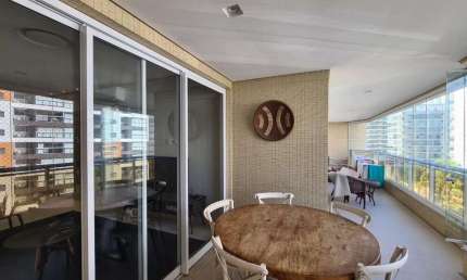 LINDÍSSIMO APARTAMENTO Em PERFEITA LOCALIZAÇÃO DE RIVIERA !!