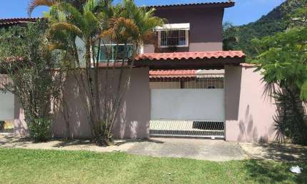 Casa com 4 dormitórios à venda, 202 m² por R$ 1.350.000,00 - Barequeçaba - São Sebastião/SP