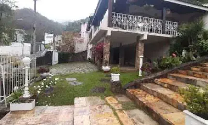 Casa com 3 dormitórios à venda, 361 m² por R$ 2.200.000,00 - Portal da Olaria - São Sebastião/SP