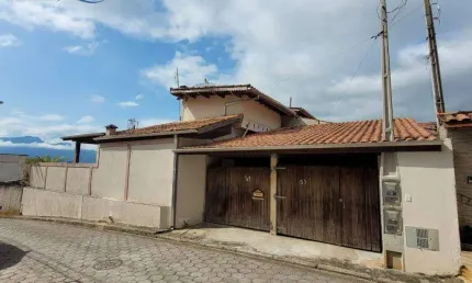 Casa com 5 dormitórios à venda, 358 m² por R$ 950.000,00 - São Francisco - São Sebastião/SP
