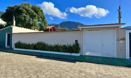 Casa com 3 dormitórios à venda, 225 m² por R$ 1.400.000,00 - Portal da Olaria - São Sebastião/SP