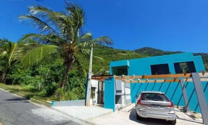 Casa com 2 dormitórios à venda, 120 m² por R$ 800.000,00 - São Francisco - São Sebastião/SP