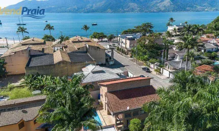 Casa com 4 dormitórios à venda, 230 m² por R$ 2.200.000,00 - Arrastão - São Sebastião/SP