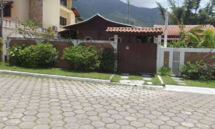 Casa com 3 dormitórios à venda - Angra de São Francisco - São Sebastião/SP
