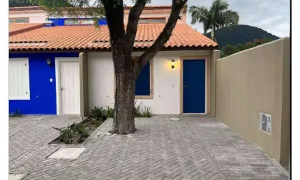 Casa com 1 dormitório à venda, 54 m² por R$ 720.000 - São Francisco - São Sebastião/SP