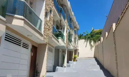 Sobrado com 2 dormitórios à venda, 97 m² por R$ 450.000,00 - Vila Carmosina - São Paulo/SP