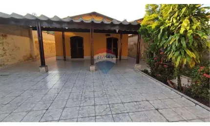 Casa a venda com 2 dormitórios na vista linda em bertioga
