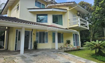 Casa a venda no Condomínio Hanga Roa - Bertioga-SP com 7 suítes