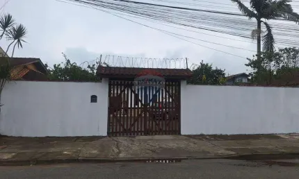 Casa com 3 quartos à venda na Rua Dr. Rodrigues Alves, 915, Centro, Bertioga