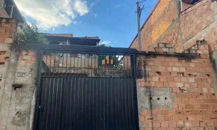 Casa com 2 quartos à venda na Rio Branco, 117, Jardim das Alterosas - 2ª Seção, Betim por R$ 190.000