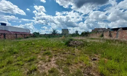 Terreno à venda na Rua Trinta, 333, Cruzeiro do Sul, Betim por R$ 380.000
