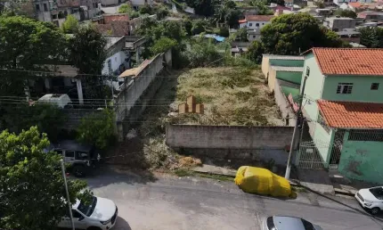 Terreno à venda na Rua Doutor Leocádio, 33, Novo Horizonte, Betim por R$ 130.000