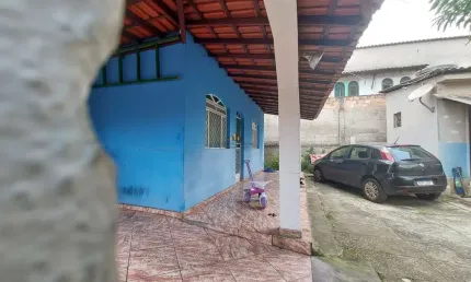 Casa com 4 quartos à venda na Rua Sobral, 45, Jardim das Alterosas 1ª Seção, Betim por R$ 450.000