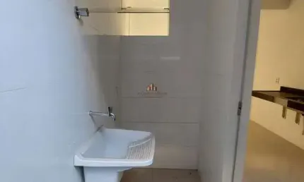 Casa com 2 quartos à venda na Rua Vitória Régia, 33, Monte Verde, Betim por R$ 320.000